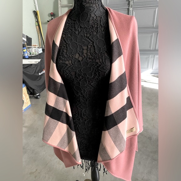 Burberry Jackets & Blazers - Burberry shawl brand new never worn
